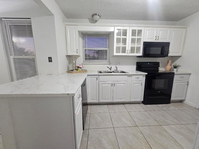 592 SW Banks Ter Terrace, Port St. Lucie, Port St Lucie, FL 34953