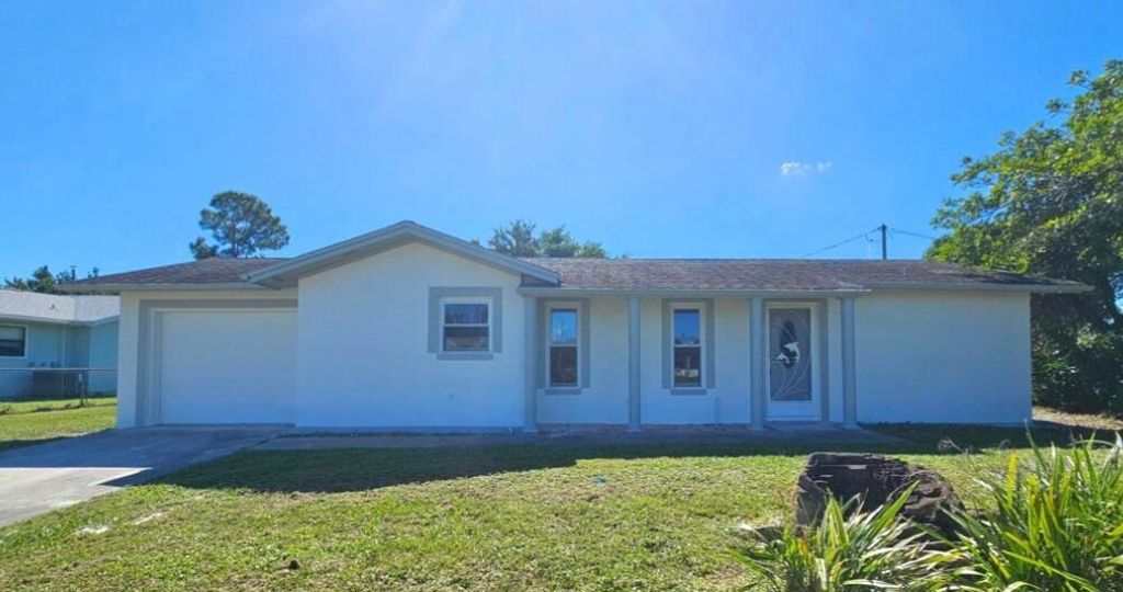 592 SW Banks Ter Terrace, Port St. Lucie, Port St Lucie, FL 34953