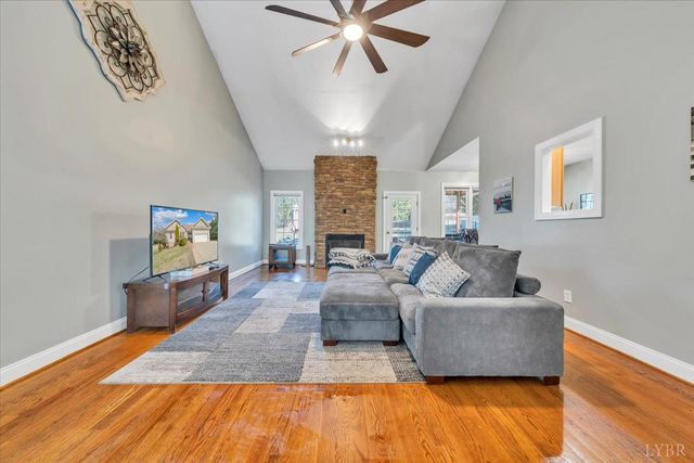 1017 Hooper Woods Drive, Forest, VA 24551