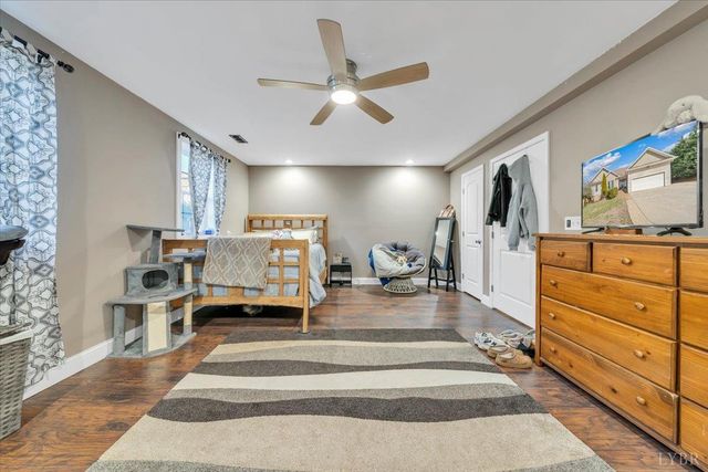 1017 Hooper Woods Drive, Forest, VA 24551