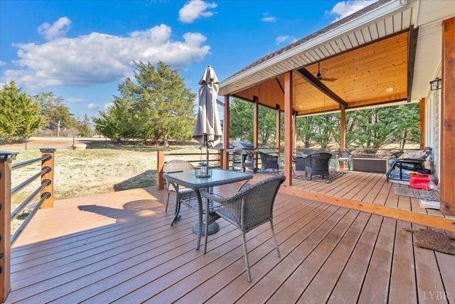 1017 Hooper Woods Drive, Forest, VA 24551