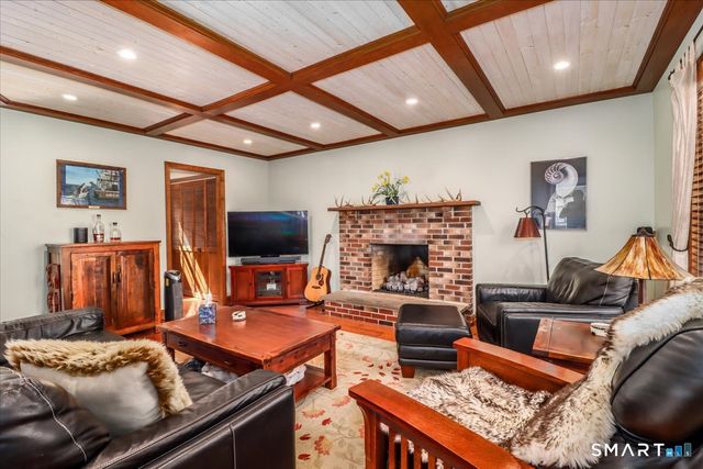 1 Elena Drive, New Milford, CT 06776