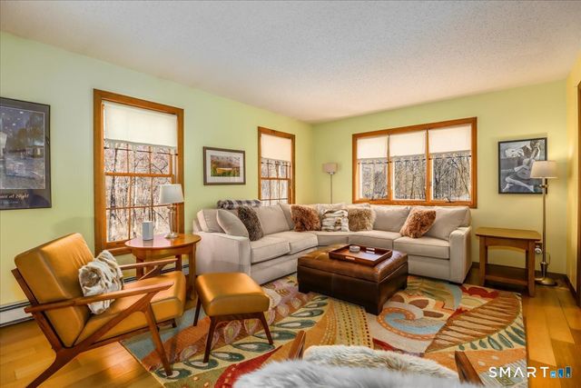 1 Elena Drive, New Milford, CT 06776