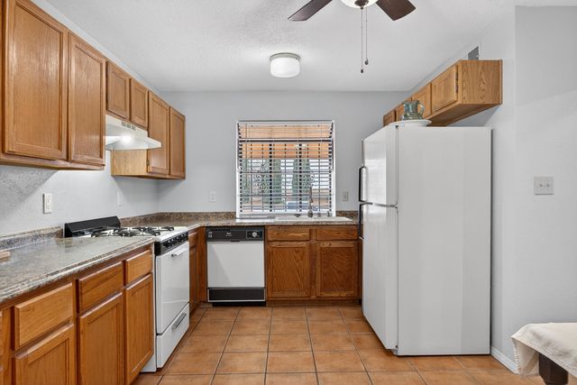 5516 Delhi Street NE, Albuquerque, NM 87111