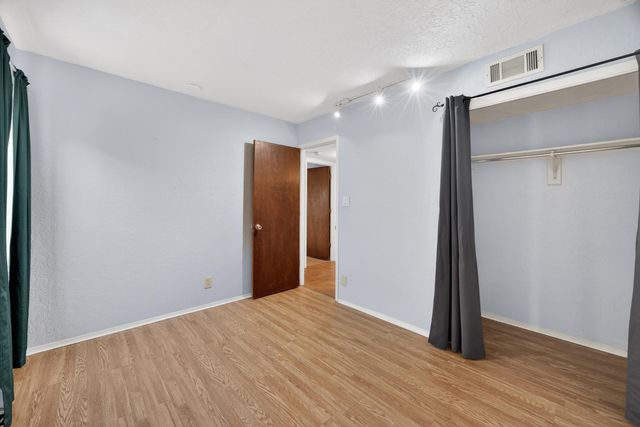 5516 Delhi Street NE, Albuquerque, NM 87111