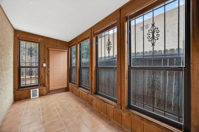 5516 Delhi Street NE, Albuquerque, NM 87111