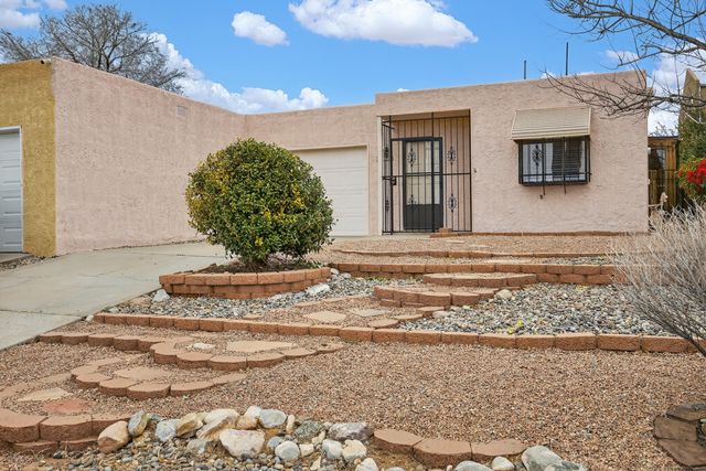 5516 Delhi Street NE, Albuquerque, NM 87111