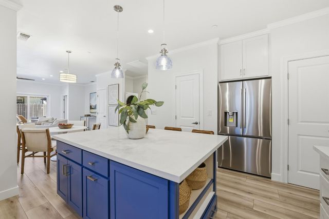 3025 7th Ave, Sacramento, CA 95817