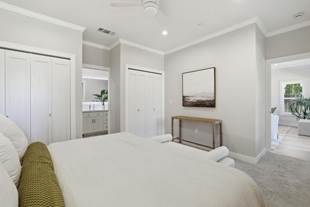 3025 7th Ave, Sacramento, CA 95817