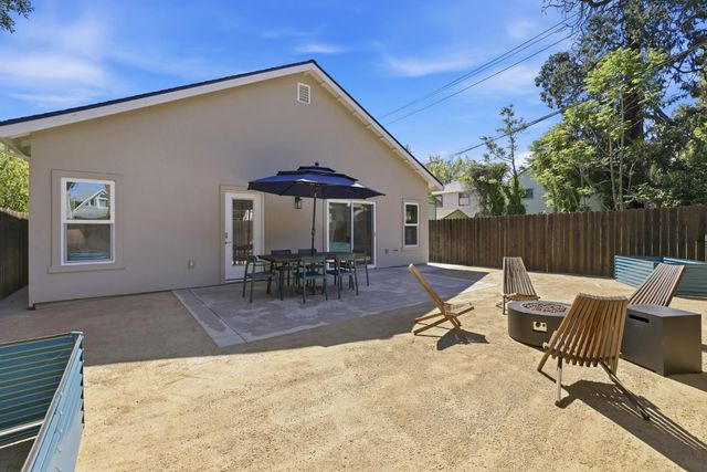 3025 7th Ave, Sacramento, CA 95817