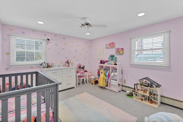 23 Skyview Place, Melville, NY 11747