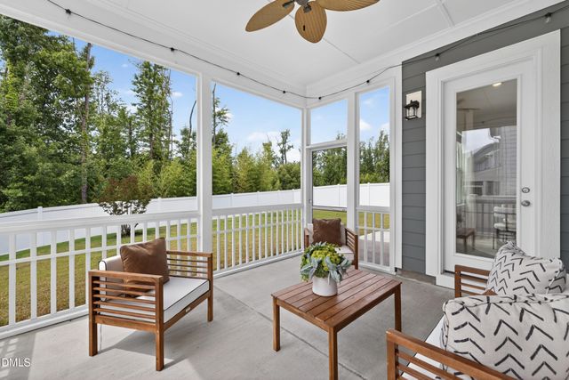 600 Ressler Street, Holly Springs, NC 27540