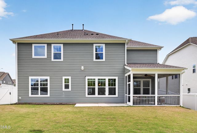 600 Ressler Street, Holly Springs, NC 27540