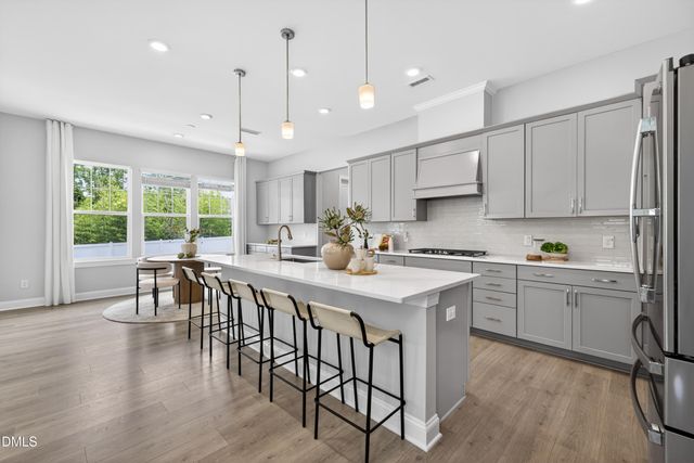 600 Ressler Street, Holly Springs, NC 27540