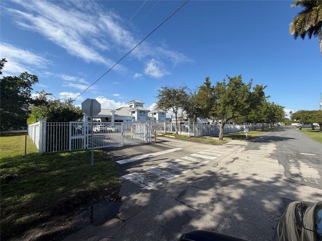 206 NE 5th Avenue, Dania Beach, FL 33004