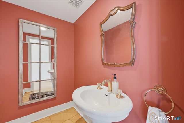 175 North Cove Road, Old Saybrook, CT 06475