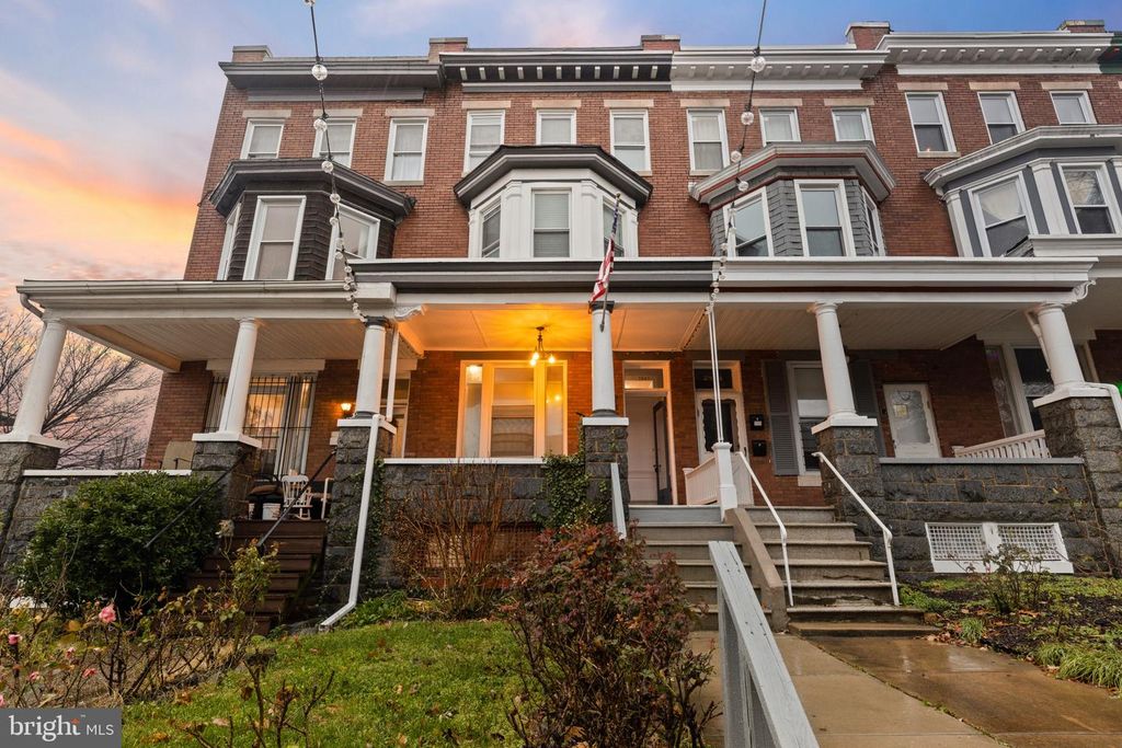 2802 GUILFORD AVE, Baltimore, MD 21218