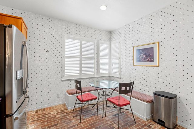 124 Montgomery St, Roseville, CA 95678