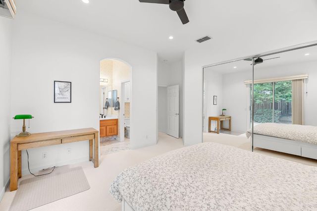 124 Montgomery St, Roseville, CA 95678