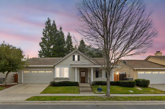 124 Montgomery St, Roseville, CA 95678