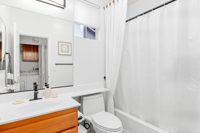 124 Montgomery St, Roseville, CA 95678