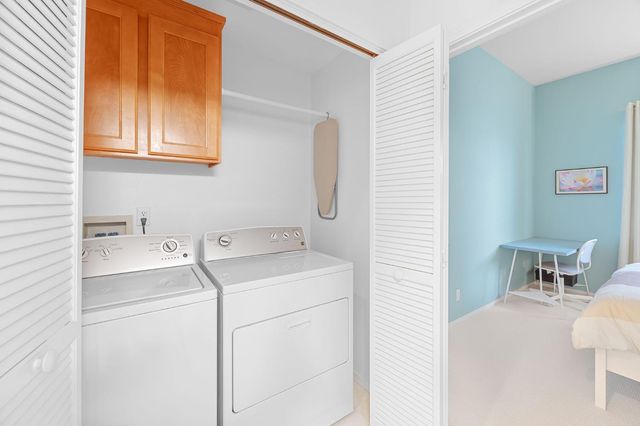 124 Montgomery St, Roseville, CA 95678