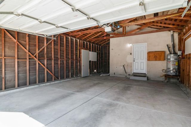 2405 Jasmin Ave, Modesto, CA 95350