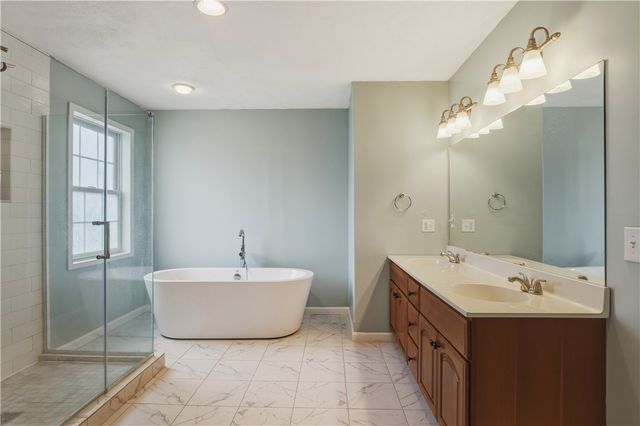 318 Wexford Lane, Horseheads, NY 14845