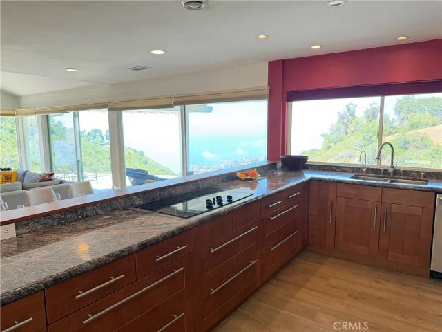7 Southfield Drive, Rolling Hills, CA 90274