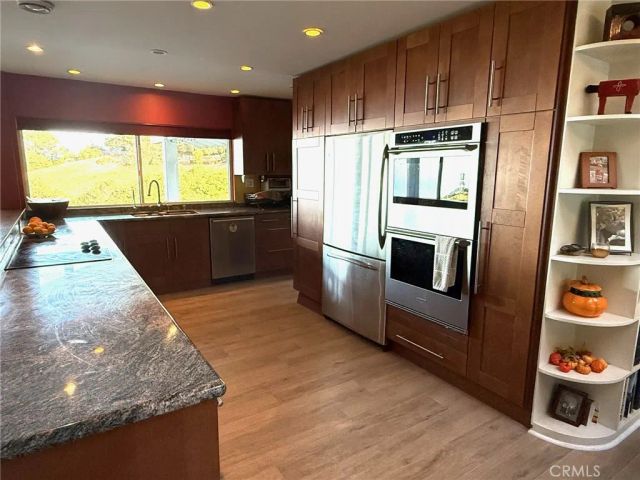 7 Southfield Drive, Rolling Hills, CA 90274