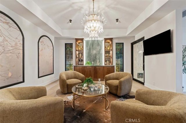 4645 Westchester, Woodland Hills, CA 91364