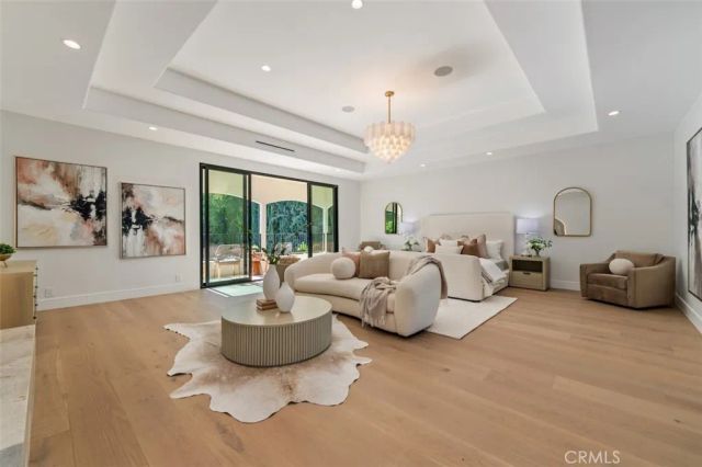 4645 Westchester, Woodland Hills, CA 91364