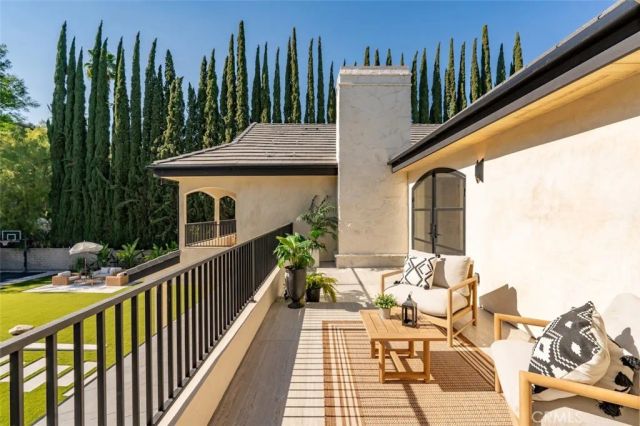 4645 Westchester, Woodland Hills, CA 91364