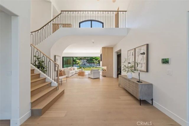 4645 Westchester, Woodland Hills, CA 91364