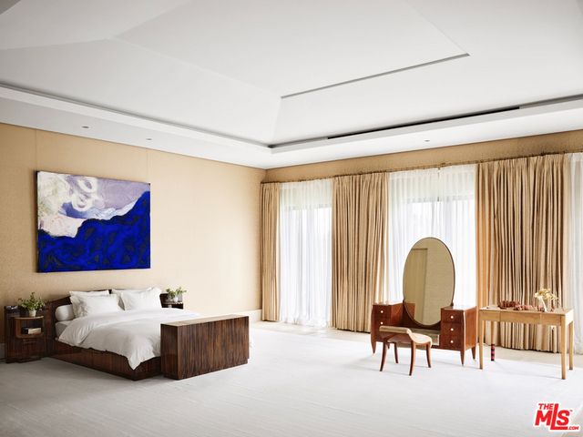 133 S Mapleton Drive, Los Angeles, CA 90024