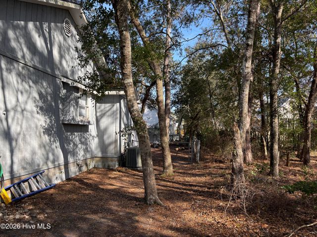 114 NW 23rd Street, Oak Island, NC 28465