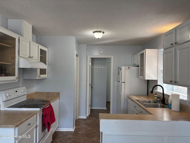 114 NW 23rd Street, Oak Island, NC 28465