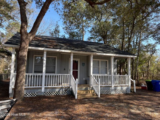 114 NW 23rd Street, Oak Island, NC 28465