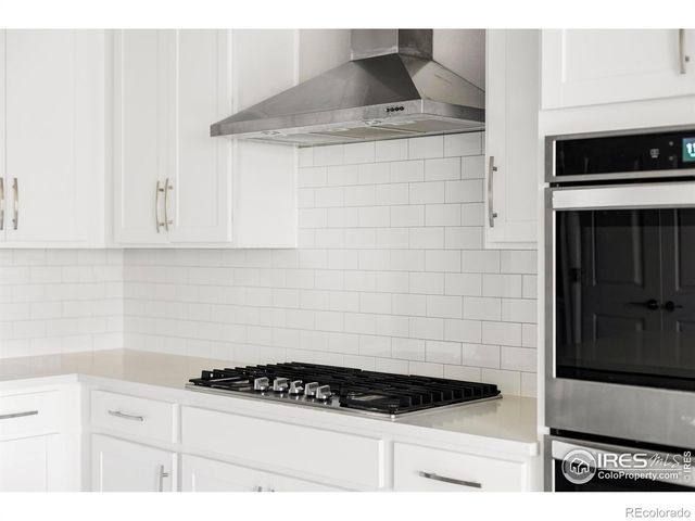 619 Stonebridge Drive, Longmont, CO 80503