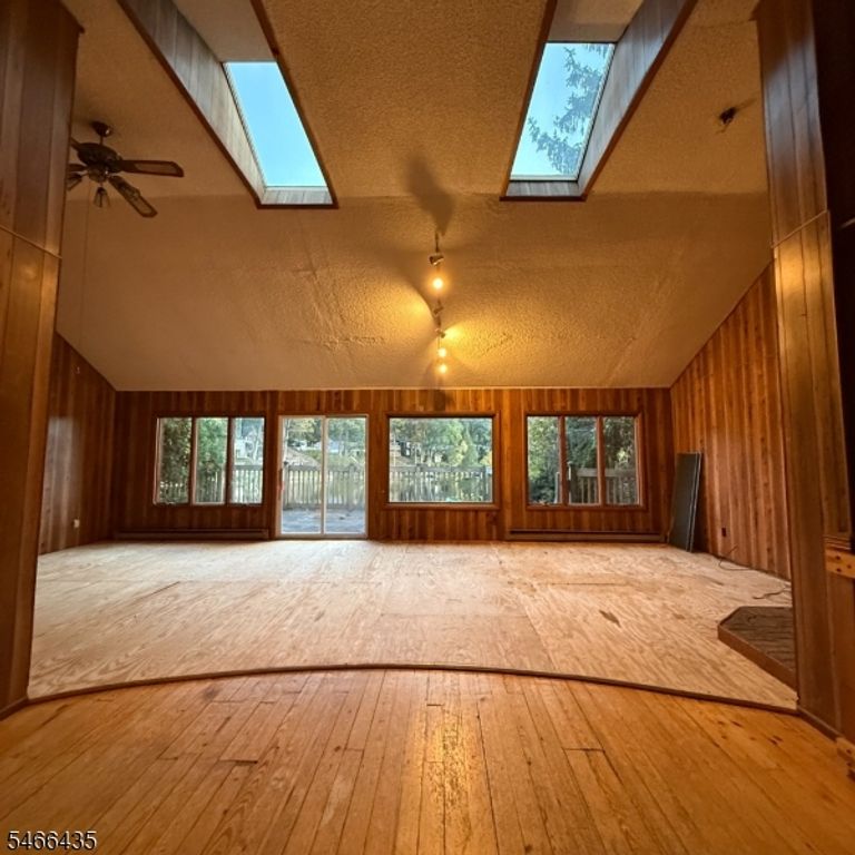 54 Horseshoe Dr, Jefferson Twp., NJ 07438 — photo 4