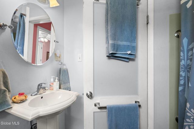 418 Arthur Street, Schenectady, NY 12306