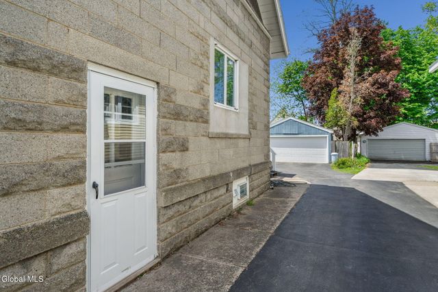 418 Arthur Street, Schenectady, NY 12306