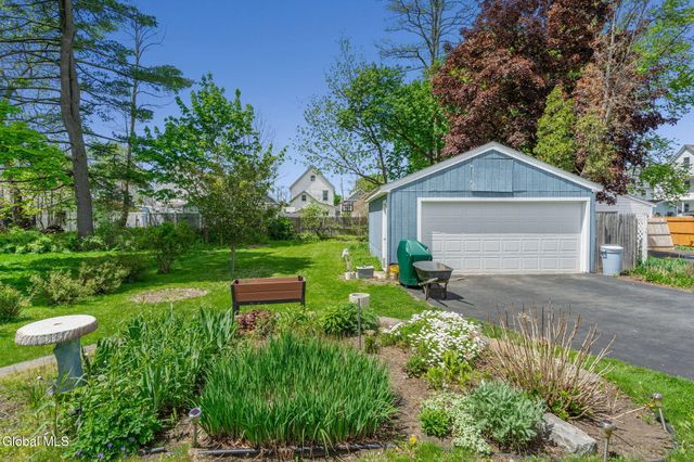 418 Arthur Street, Schenectady, NY 12306