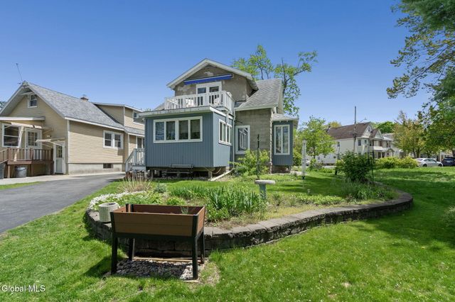 418 Arthur Street, Schenectady, NY 12306
