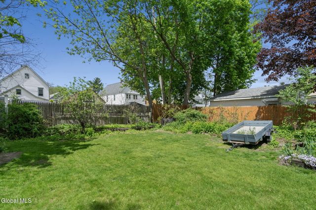 418 Arthur Street, Schenectady, NY 12306