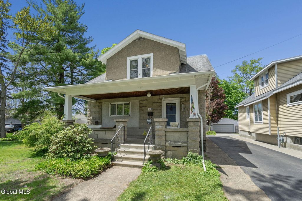 418 Arthur Street, Schenectady, NY 12306