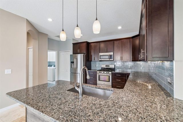 9828 BRIDGETON DRIVE, Tampa, FL 33626