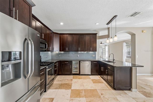 9828 BRIDGETON DRIVE, Tampa, FL 33626