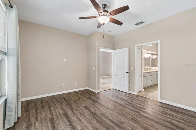 9828 BRIDGETON DRIVE, Tampa, FL 33626