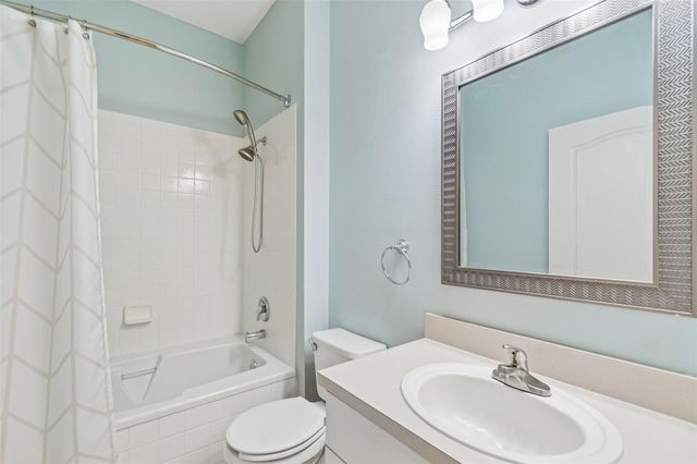 9828 BRIDGETON DRIVE, Tampa, FL 33626